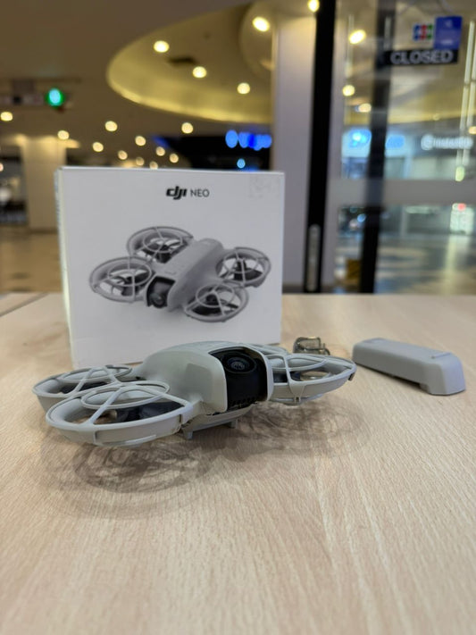 DJI NEO