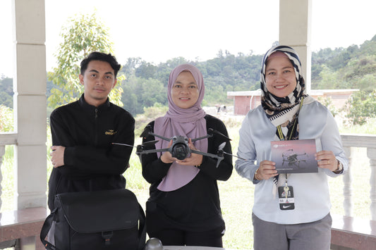 Delivered the DJI Mavic 4 Pro to UPNM and conducted full equipment training. Proud to support their advancement in drone technology.