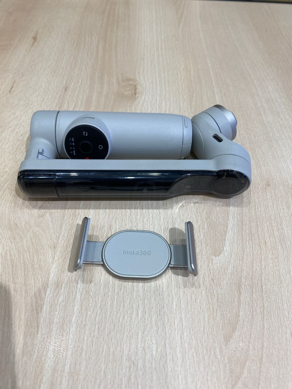 INSTA360 FLOW (DISPLAY UNIT)
