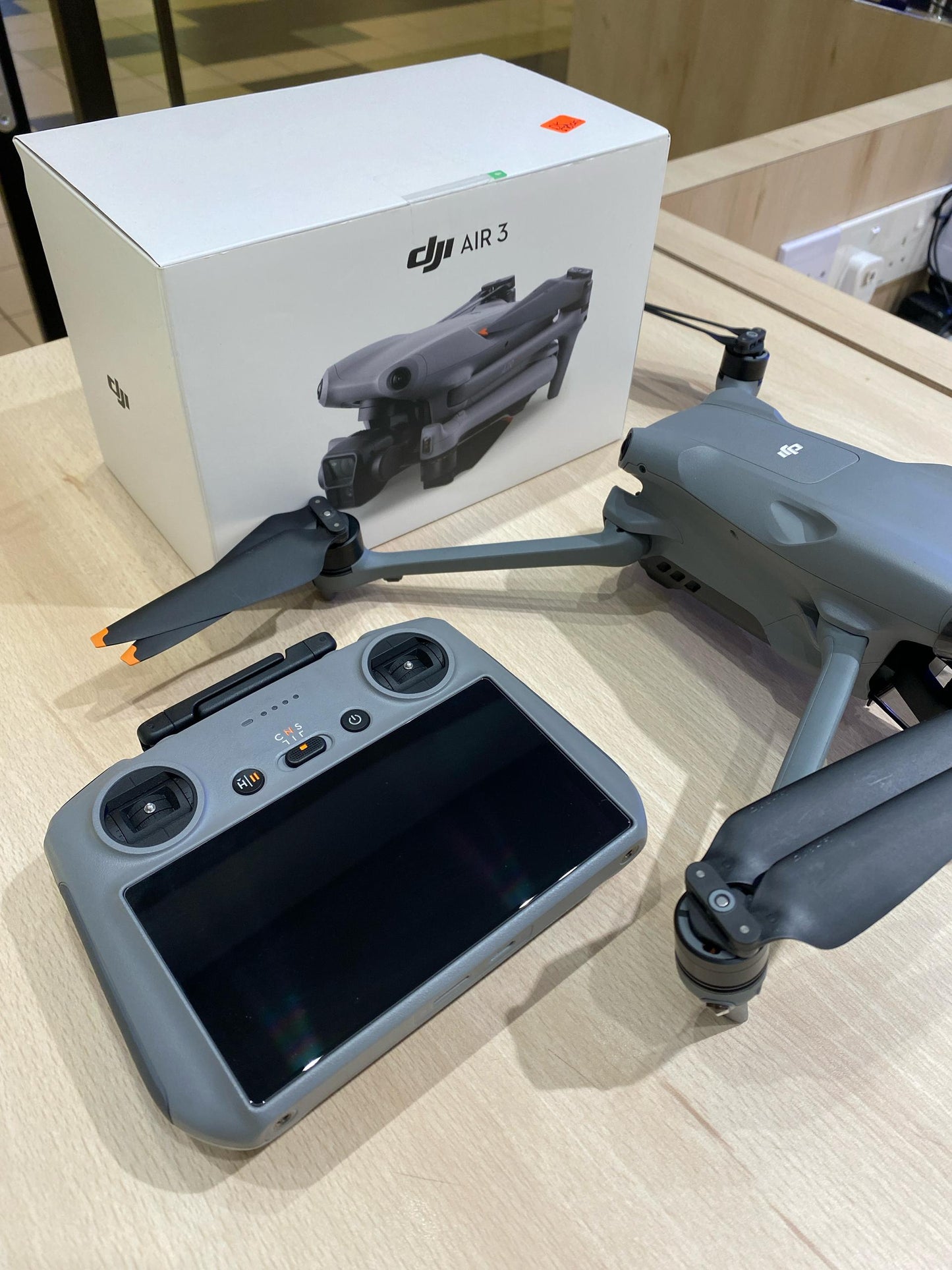 DJI AIR 3 DJI RC 2 (DISPLAY UNIT)