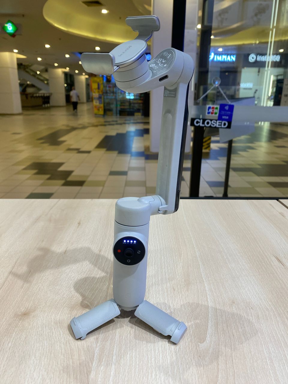 INSTA360 FLOW (DISPLAY UNIT)
