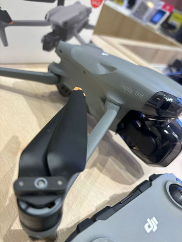 DJI AIR 3 (DISPLAY UNIT)