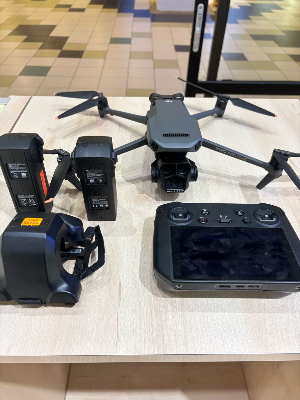DJI MAVIC 3 PRO CINE (DJI RC PRO)