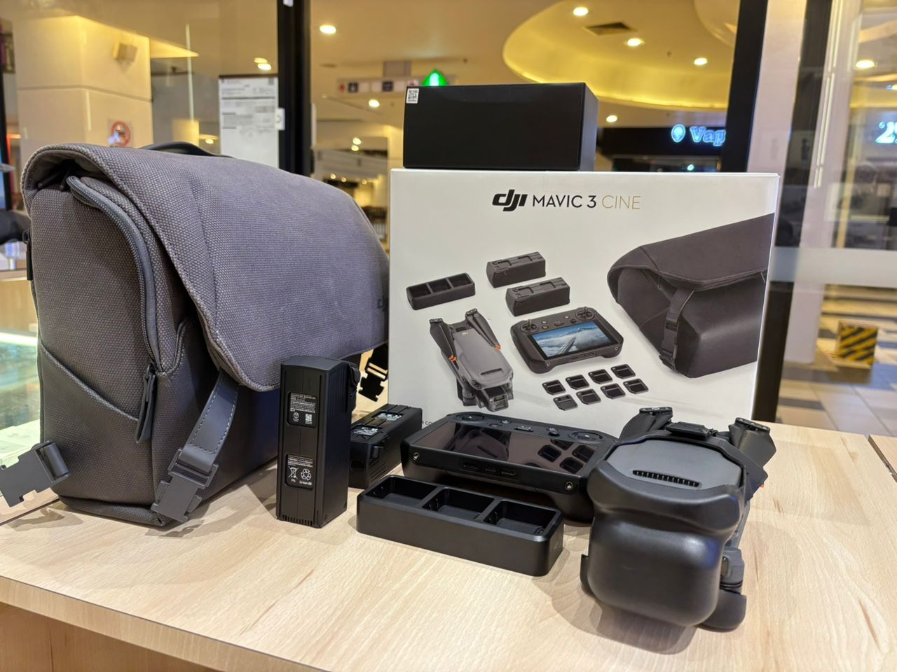 DJI MAVIC 3 CINE (DJI RC PRO) (BUNDLE PREMIUM)