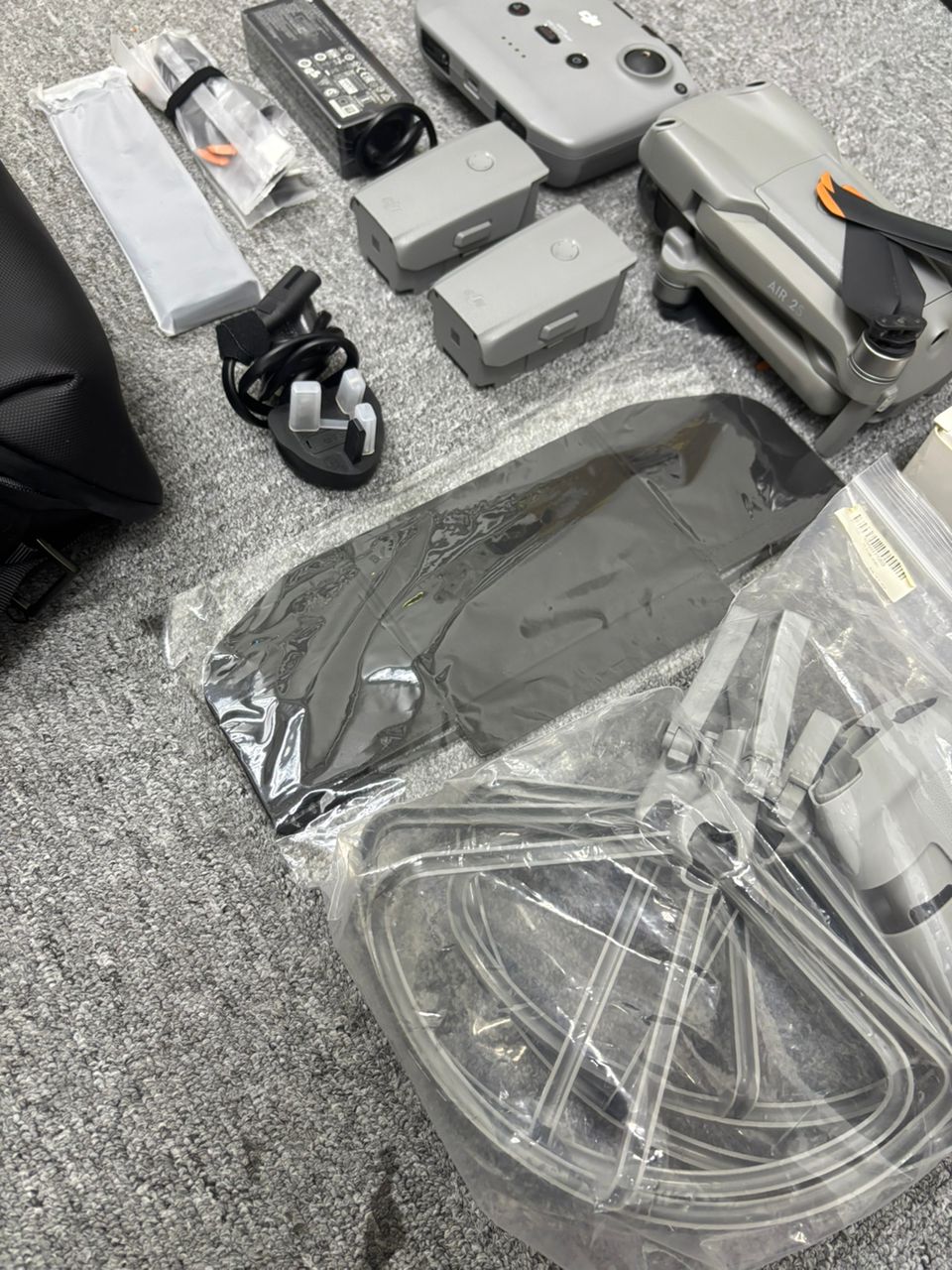 DJI AIR 2S FLY MORE COMBO (DJI RC N1)