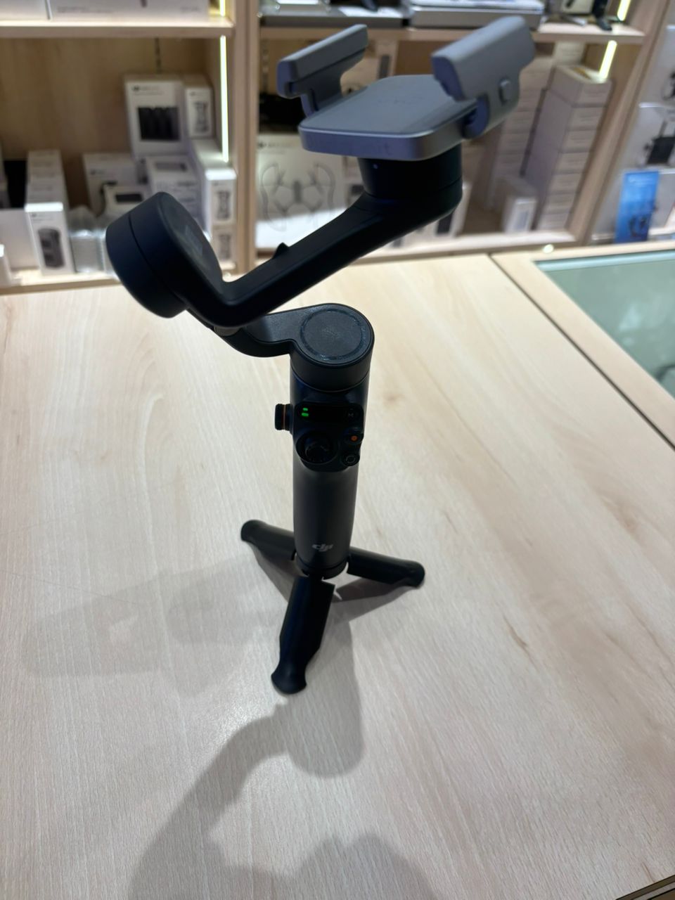 OSMO MOBILE 6 (DISPLAY DEMO UNIT)