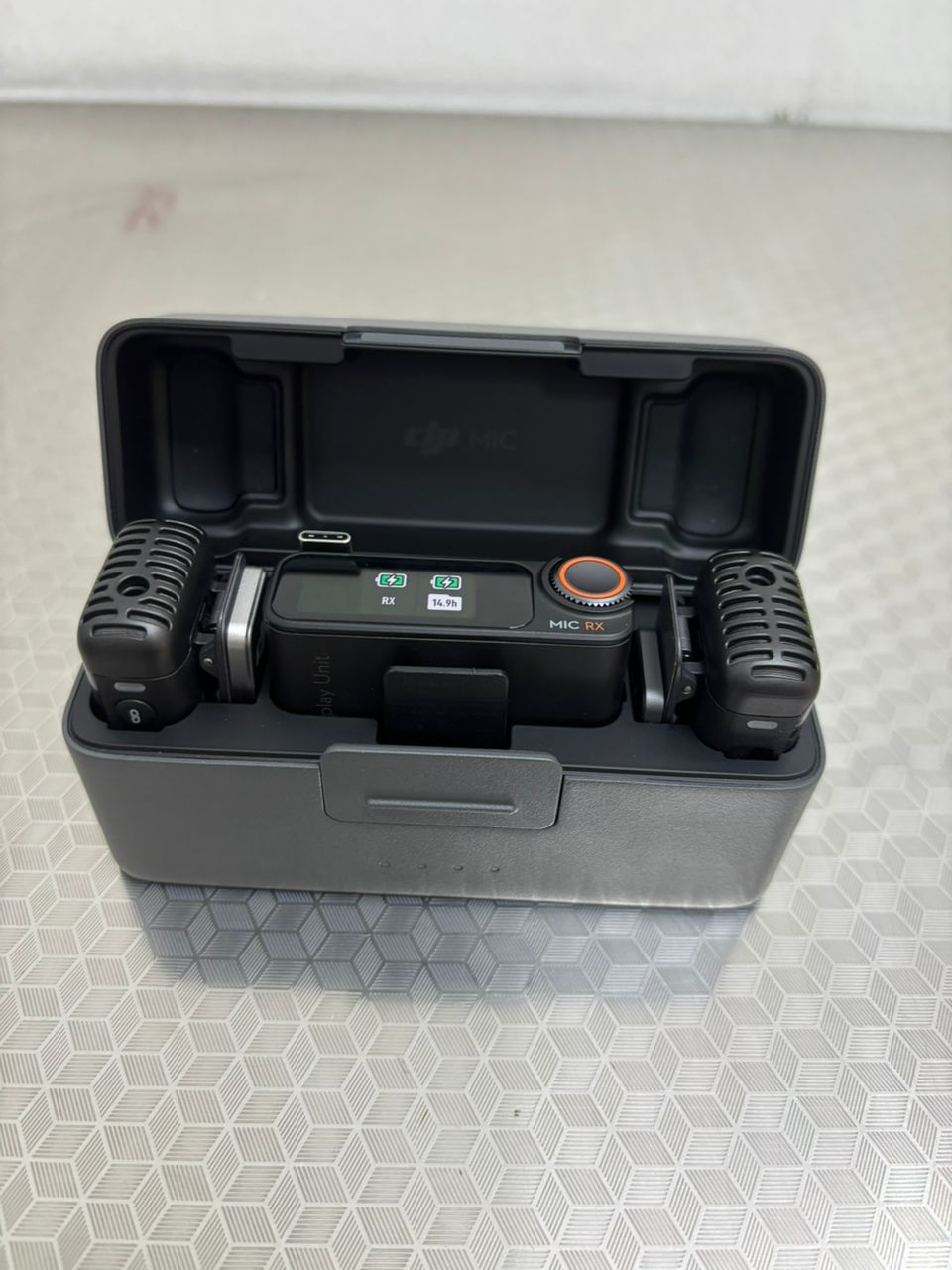 DJI MIC 2 (DISPLAY UNIT)