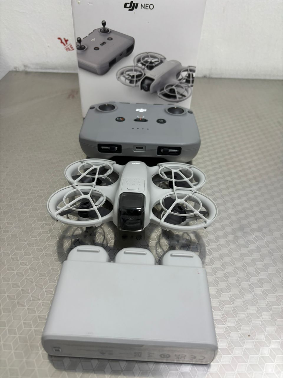 DJI NEO FLY MORE COMBO