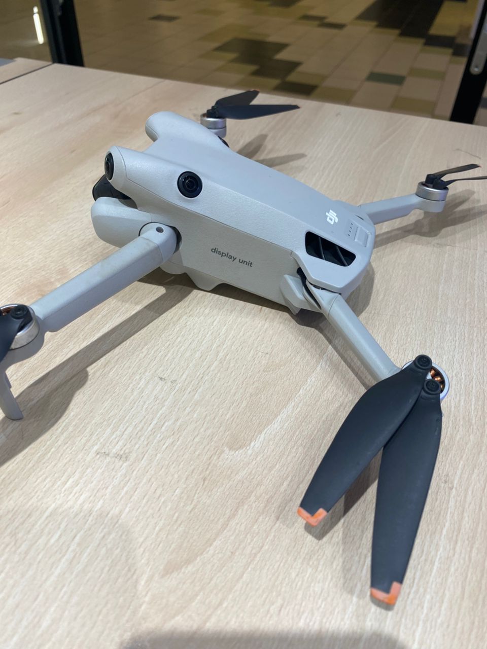 DJI MINI 4 PRO (DJI RC 2) (DISPLAY UNIT)