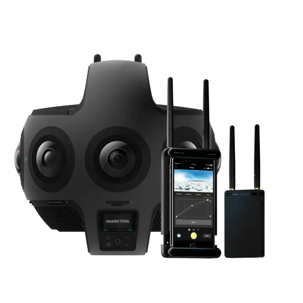 Insta360 Titan Standard (with microSD cards)